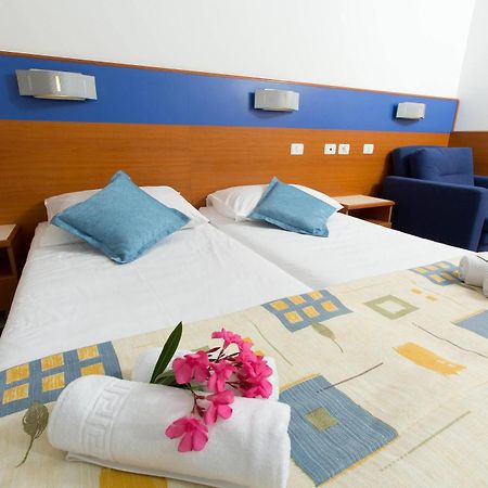 Bor Annex Hotel Ankaran Bagian luar foto